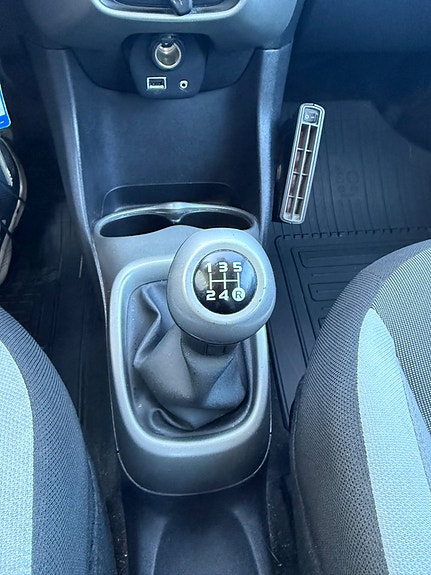 Toyota Aygo 16 of 17