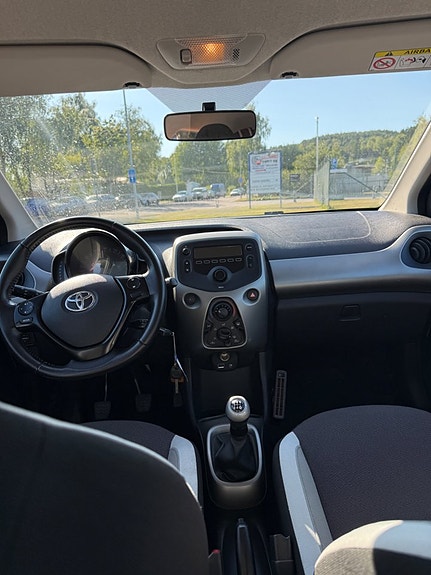 Toyota Aygo 9 of 17