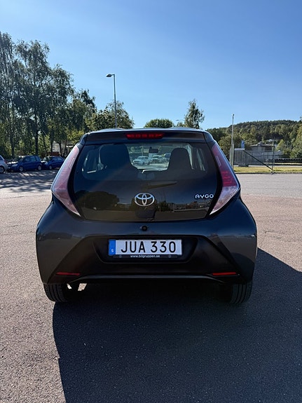 Toyota Aygo 6 of 17