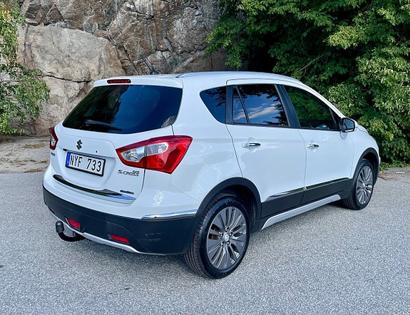 Suzuki S-Cross 4 of 8