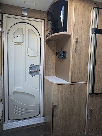 KABE Ametist 560 XL KS 8 of 12