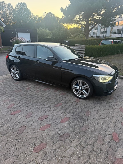 BMW 116i 8 of 13