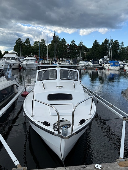 Renoverad och optimerad Passaralla 22 – ny diesel 2025, fiskeutrustad & trailer 2 of 7