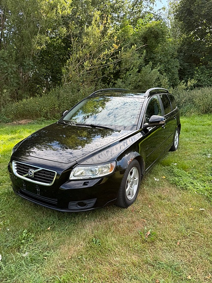 Volvo V50 6 of 11