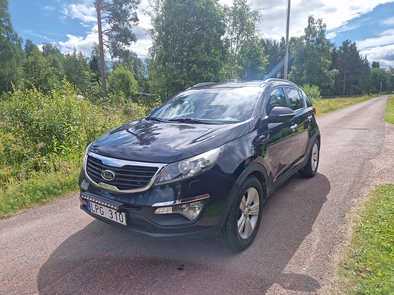 Kia Sportage 2 of 7