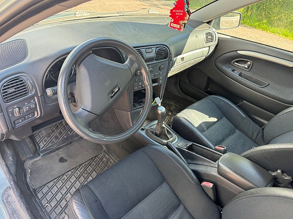 Volvo V40 10 of 12