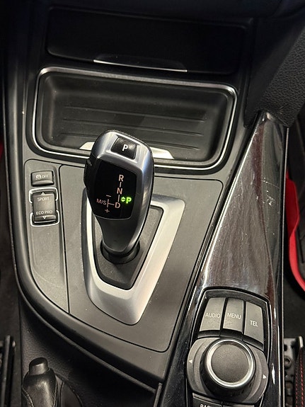 BMW 320d 17 of 21
