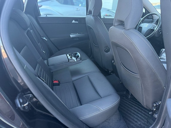 Volvo V50 9 of 19