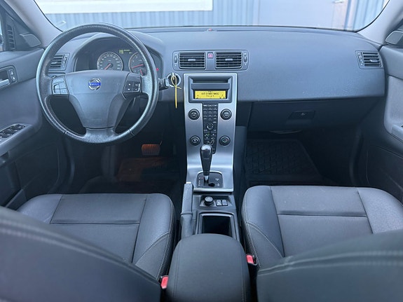 Volvo V50 10 of 19
