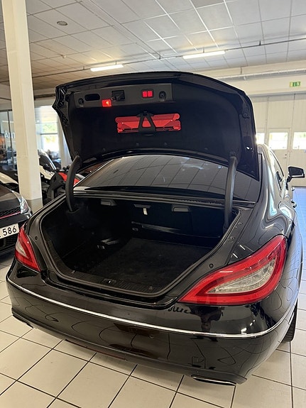 Mercedes-Benz CLS350 14 of 17