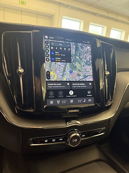 Volvo XC60 9 of 23