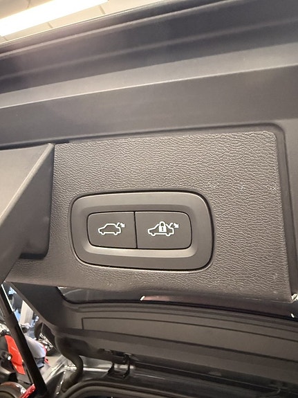 Volvo XC60 23 of 23