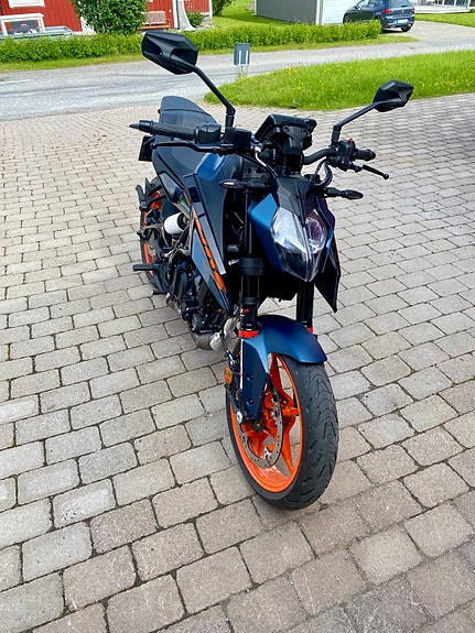 KTM 125 DUKE 3 of 5