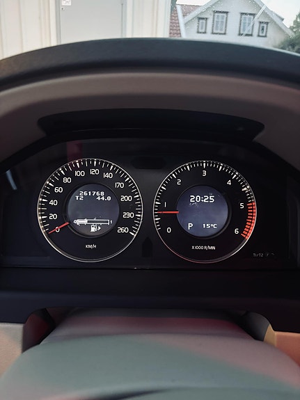 Volvo V70 8 of 8