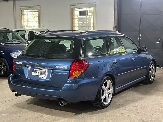 Subaru Outback 6 of 27