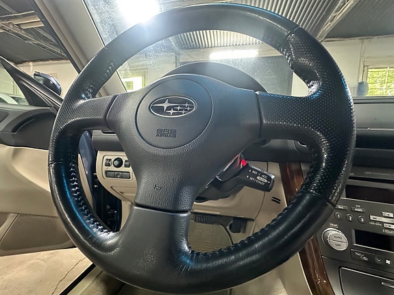 Subaru Outback 18 of 27