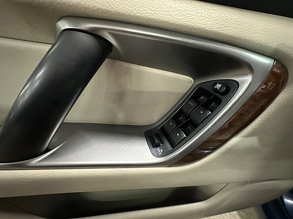 Subaru Outback 21 of 27