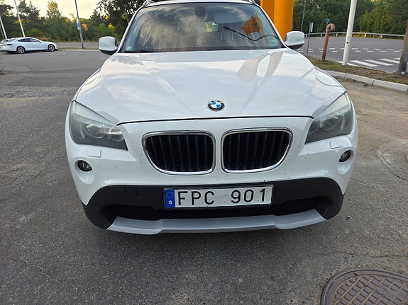 BMW X1 2 of 15