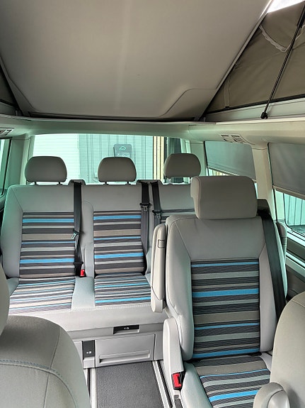 Volkswagen California 9 of 15
