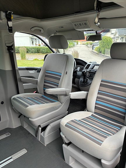 Volkswagen California 12 of 15
