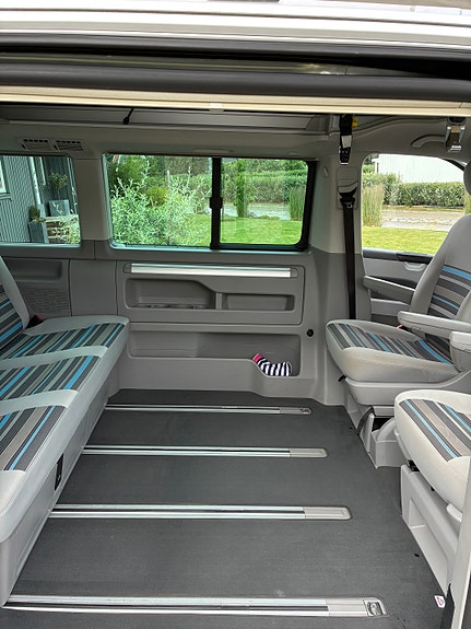 Volkswagen California 14 of 15