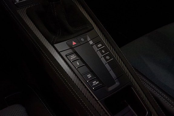 Porsche 718 Spyder RS 23 of 30