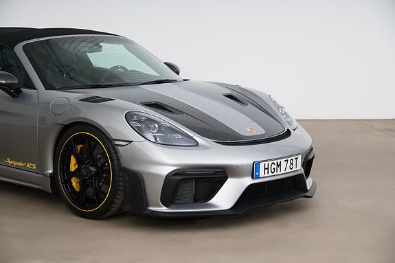 Porsche 718 Spyder RS 8 of 30