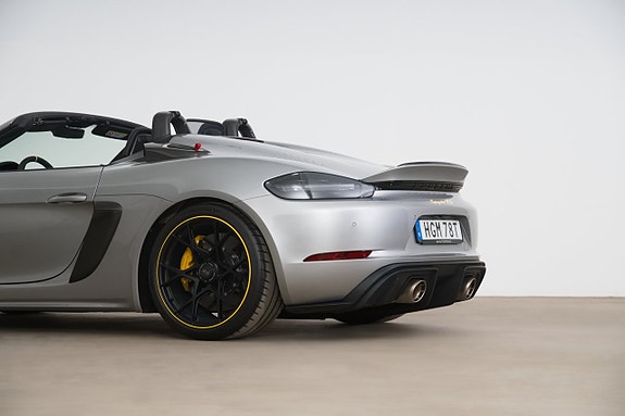 Porsche 718 Spyder RS 11 of 30