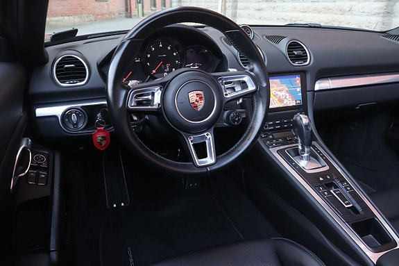 Porsche 718 Boxster 8 of 21