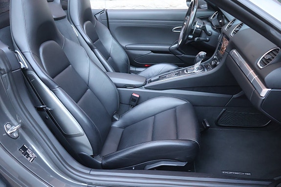 Porsche 718 Boxster 12 of 21