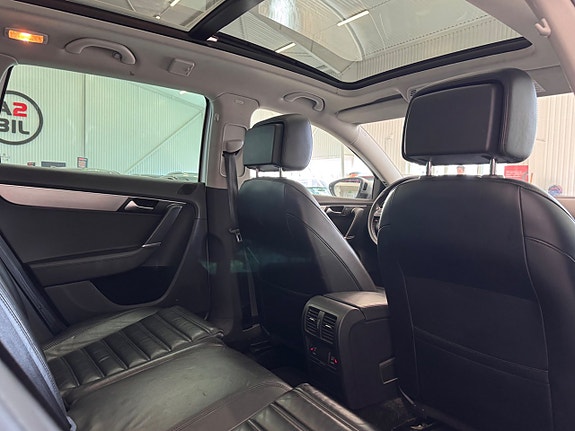 Volkswagen Passat Alltrack 15 of 27