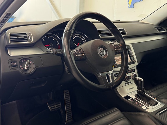 Volkswagen Passat Alltrack 20 of 27