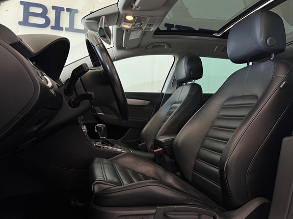 Volkswagen Passat Alltrack 12 of 27