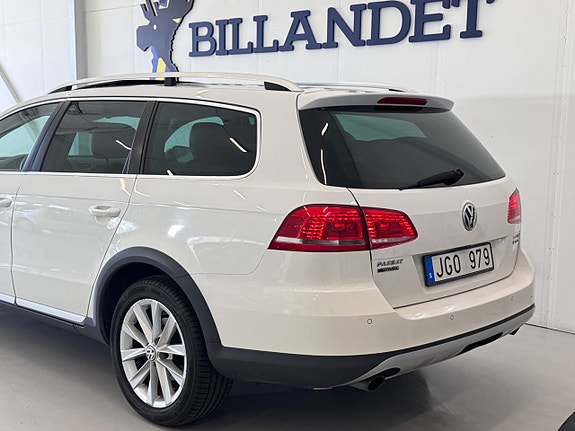 Volkswagen Passat Alltrack 6 of 27