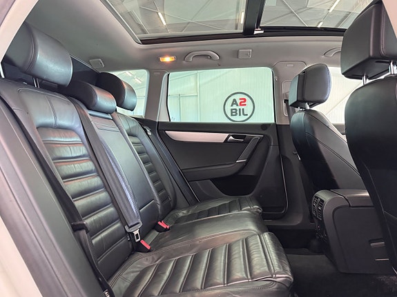 Volkswagen Passat Alltrack 17 of 27