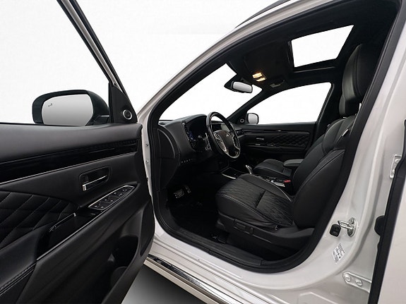 Mitsubishi Outlander 8 of 26