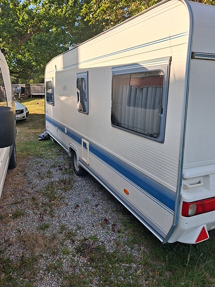 Adria Unica 562UL 4 of 8