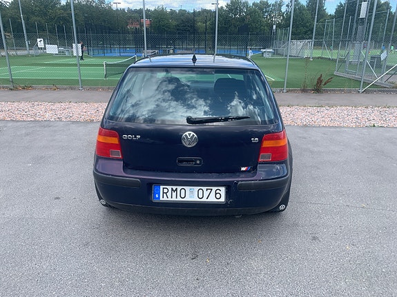 Volkswagen Golf IV 4 of 11