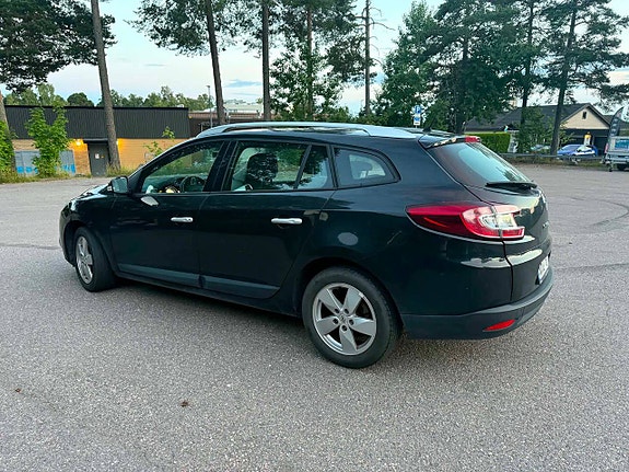 Renault Megane III 7 of 11