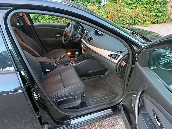 Renault Megane III 8 of 11