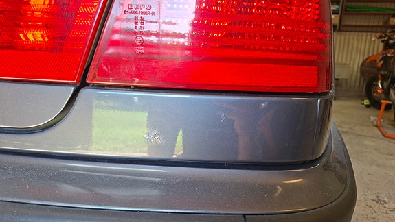 BMW 320i 19 of 19