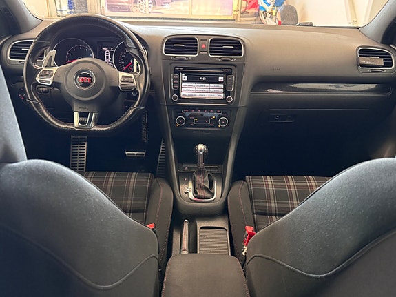 Volkswagen Golf I 18 of 26
