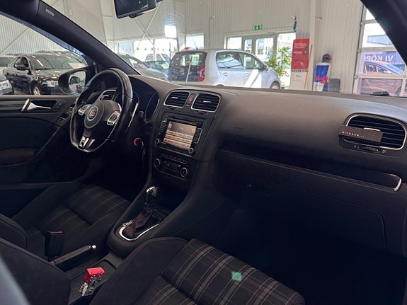 Volkswagen Golf I 11 of 26