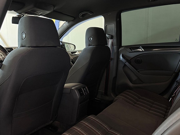 Volkswagen Golf I 14 of 26