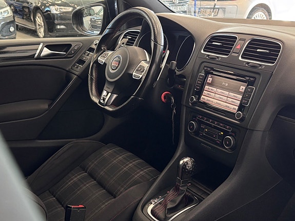 Volkswagen Golf I 19 of 26