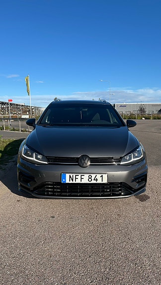 Volkswagen Golf VII 4 of 8