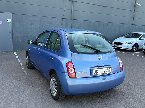 Nissan Micra 4 of 5