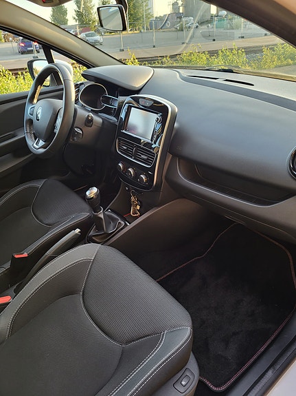 Renault Clio 5 of 8