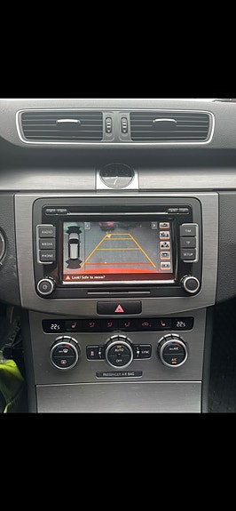 Volkswagen Passat 7 of 9