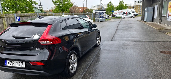 Volvo V40 6 of 9